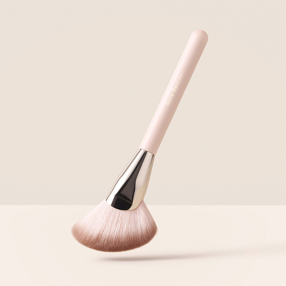 ANGLED POWDER BRUSH (BROCHA MULTIUSOS)